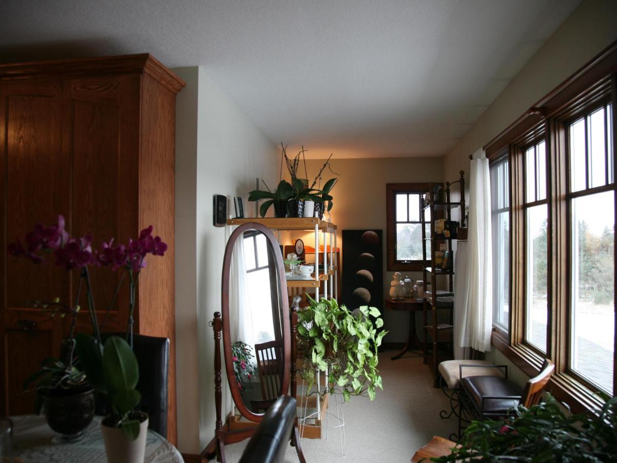 Sweetfern Inn (Adults Only) Clare エクステリア 写真